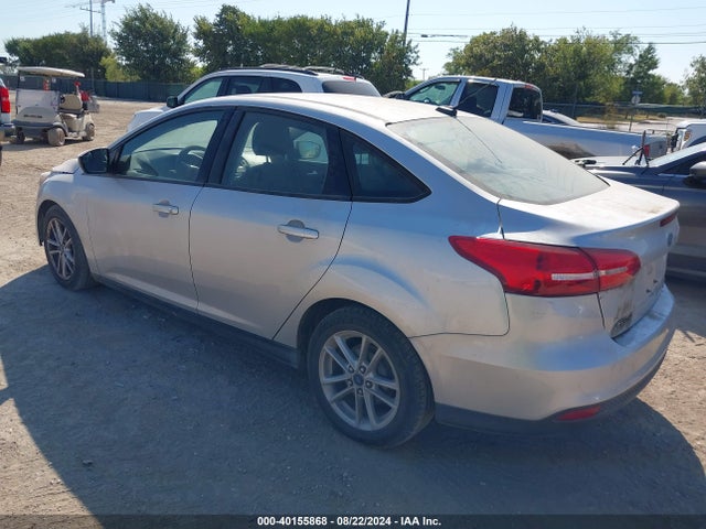 Ford FOCUS SE 2015 1FADP3F28FL207496 Image 3