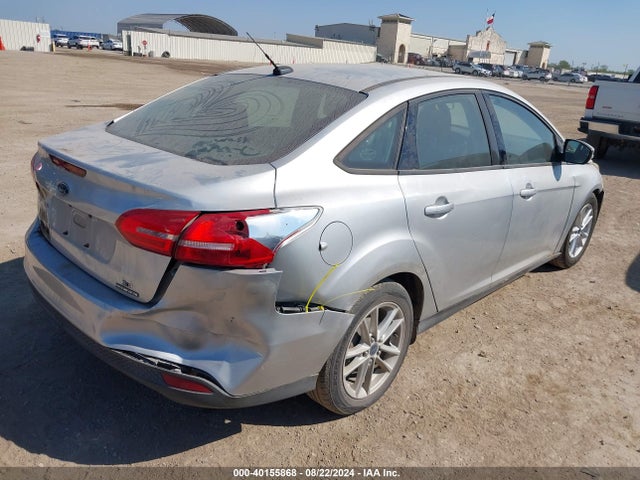 Ford FOCUS SE 2015 1FADP3F28FL207496 Image 4