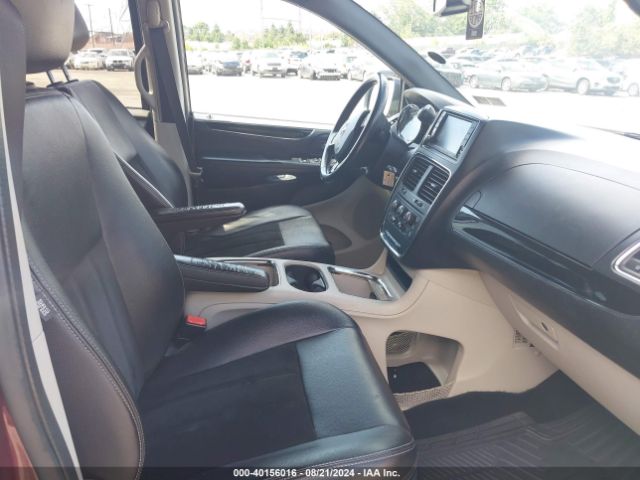 2C4RDGCG7JR208297 Dodge Grand Caravan Sxt