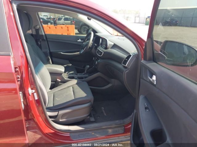 KM8J33A4XKU078114 Hyundai Tucson Value
