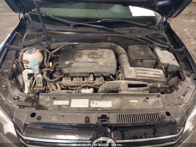 1VWAS7A34FC090984 Volkswagen Passat 1.8t Limited Edition