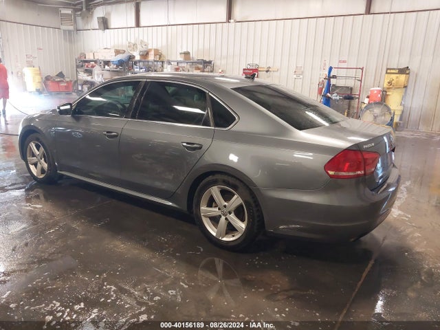 1VWAS7A34FC090984 Volkswagen Passat 1.8t Limited Edition