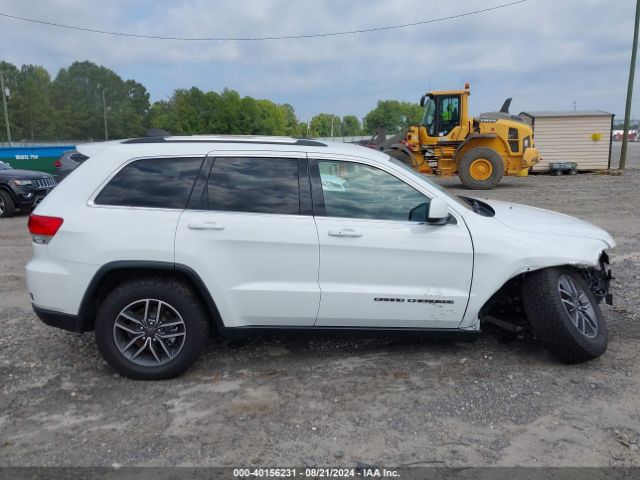 1C4RJFAG1KC635524 Jeep Grand Cherokee Laredo E 4x4