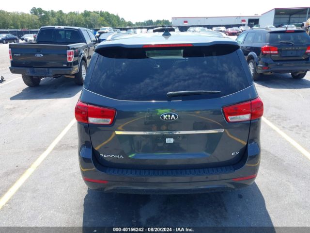 KNDMC5C11H6258255 KIA SEDONA EX
