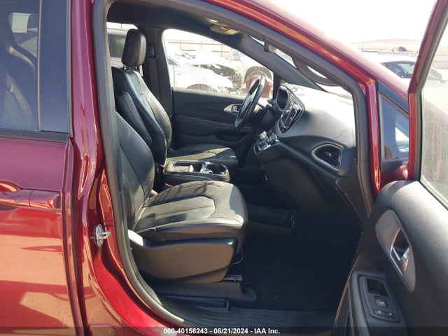 2C4RC1BG9LR232623 Chrysler Pacifica Touring L