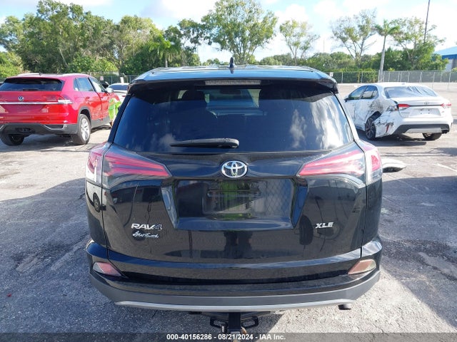 Toyota Rav4 Xle 2018 2T3WFREV1JW480581 Image 16