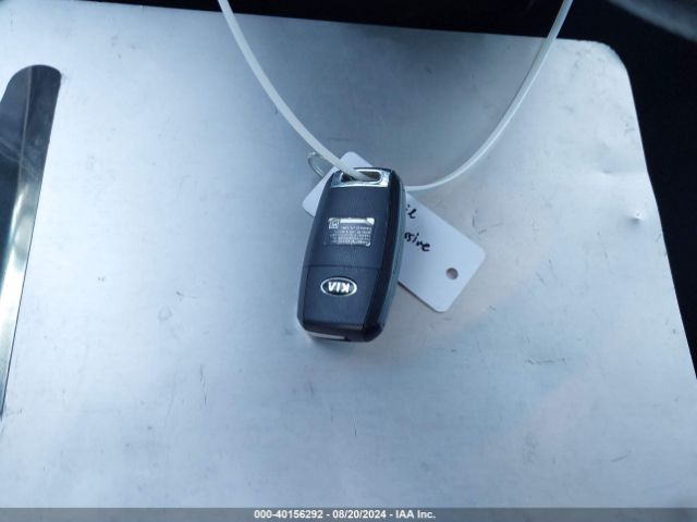 KNDPB3ACXF7766756 KIA Sportage Lx