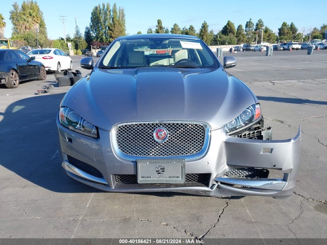 SAJWA0F72F8U61465 Jaguar Xf 3.0 Portfolio/3.0 Sport