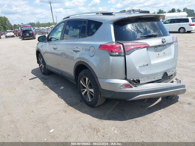 2T3RFREV4JW802076 Toyota Rav4 Xle
