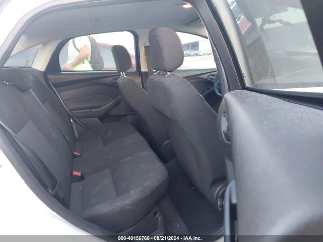 1FADP3E24FL329547 Ford FOCUS S
