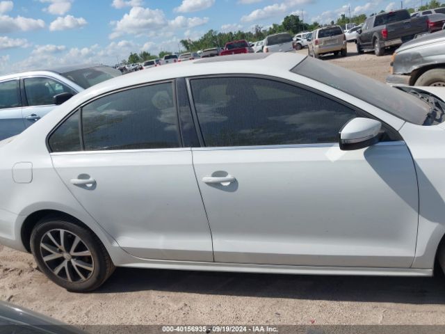 3VWDB7AJ0HM413859 Volkswagen Jetta 1.4t Se