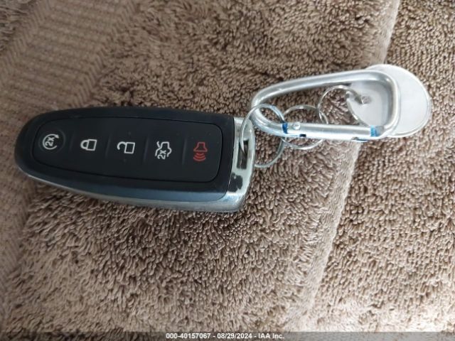 1FMCU9HD1KUB25075 Ford ESCAPE SEL
