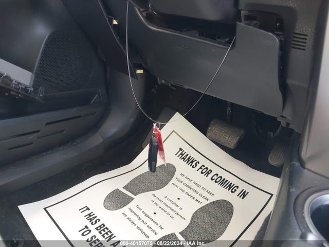 Toyota Rav4 Xle 2018 JTMRFREV5JD256692 Image 11
