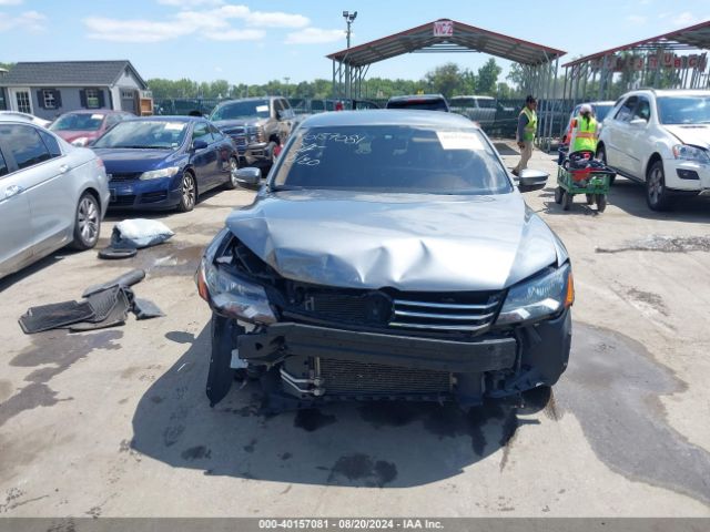 1VWAT7A3XFC105338 Volkswagen Passat 1.8t Limited Edition