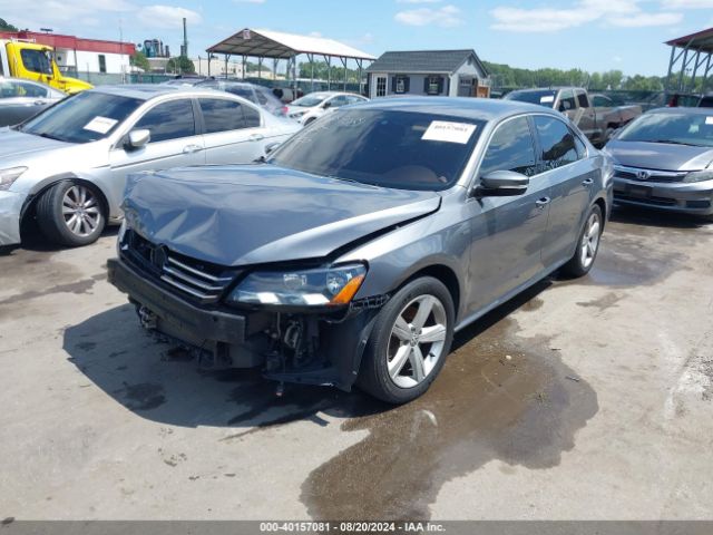 1VWAT7A3XFC105338 Volkswagen Passat 1.8t Limited Edition