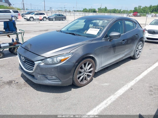 3MZBN1L37JM185049 Mazda py