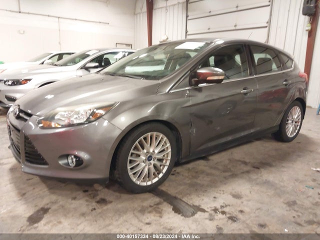 Ford Focus Titanium 2014 1FADP3N23EL339758 Image 2
