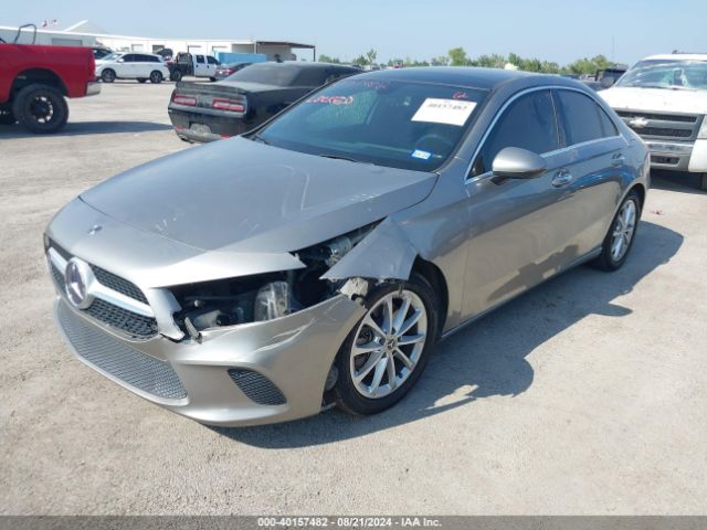 WDD3G4EB4LW041667 Mercedes-Benz A 220