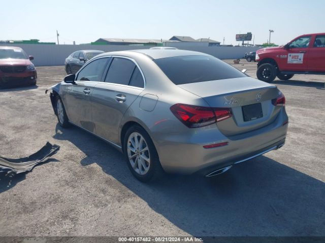 WDD3G4EB4LW041667 Mercedes-Benz A 220