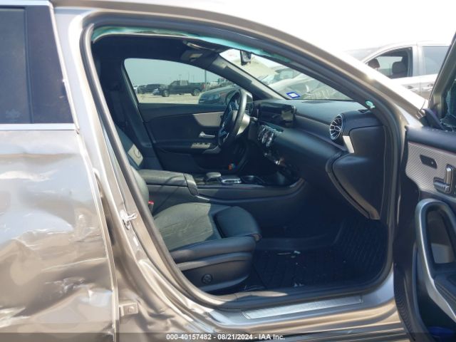 WDD3G4EB4LW041667 Mercedes-Benz A 220