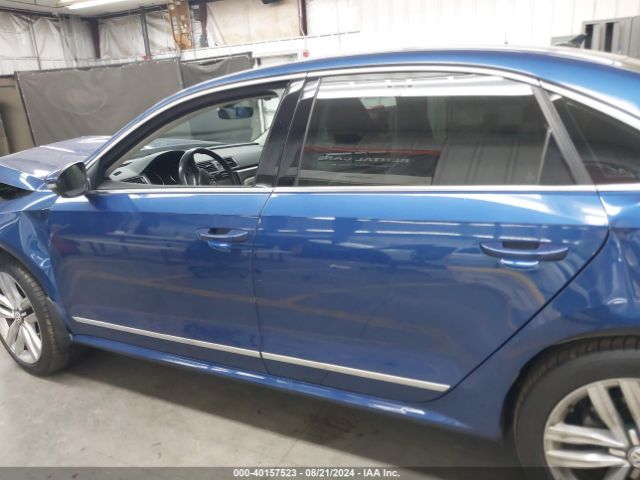 1VWCT7A33HC032440 Volkswagen Passat 1.8t Sel Premium