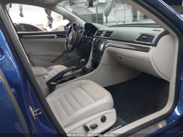 1VWCT7A33HC032440 Volkswagen Passat 1.8t Sel Premium