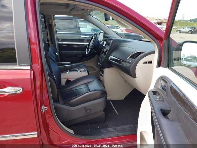 2C4RC1GG4ER169684 Chrysler Town & Country Limited