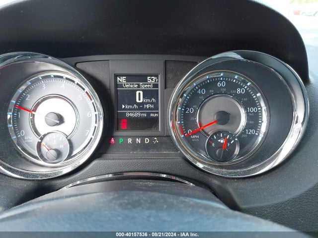 2C4RC1GG4ER169684 Chrysler Town & Country Limited