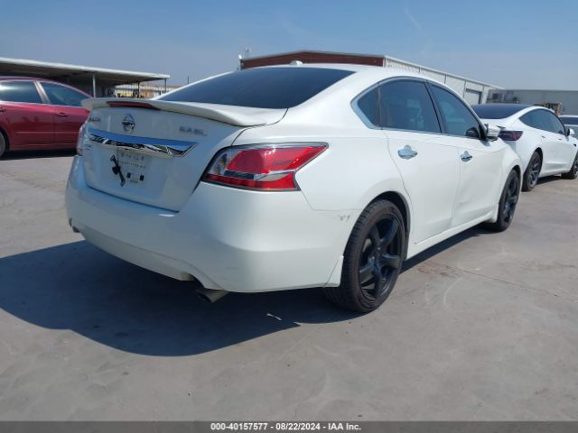 1N4BL3AP2FC161668 Nissan Altima 3.5 Sl