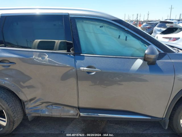 5N1AT3CA1MC775120 Nissan Rogue Sl Fwd
