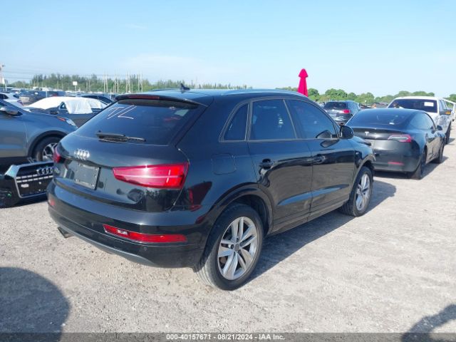 WA1BCCFS0JR029127 Audi Q3 2.0t Premium/2.0t Sport Premium