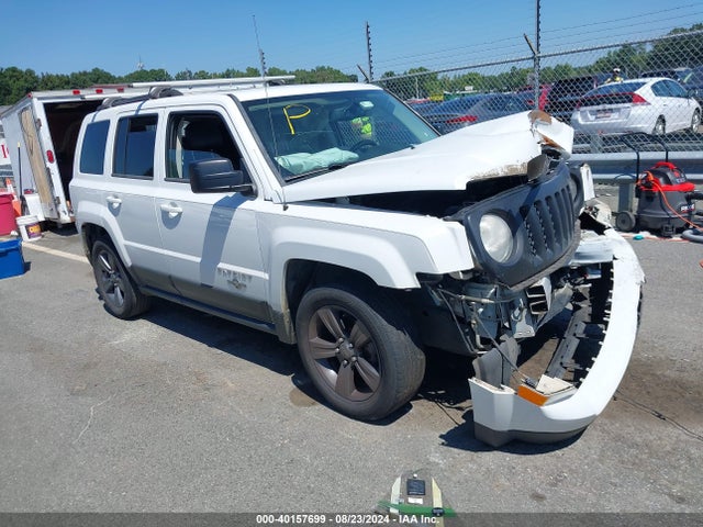 1C4NJPFA0ED624943 auction archive image