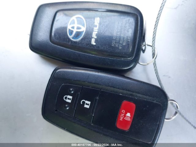 Toyota Prius Two Eco 2017 JTDKARFU5H3537672 Image 11