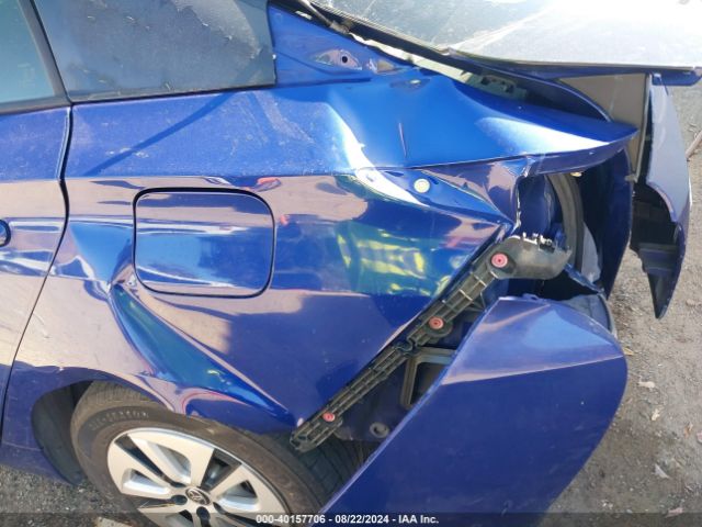 Toyota Prius Two Eco 2017 JTDKARFU5H3537672 Image 17
