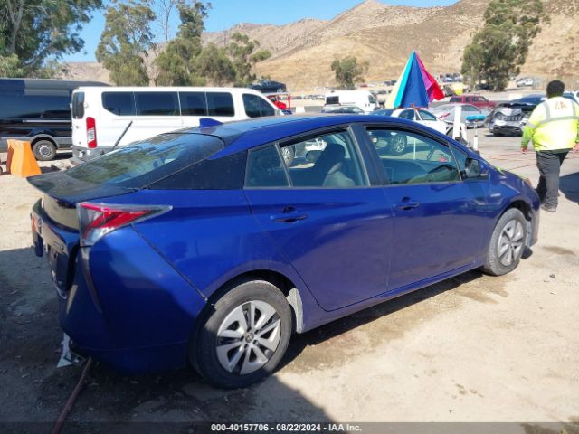 Toyota Prius Two Eco 2017 JTDKARFU5H3537672 Image 4