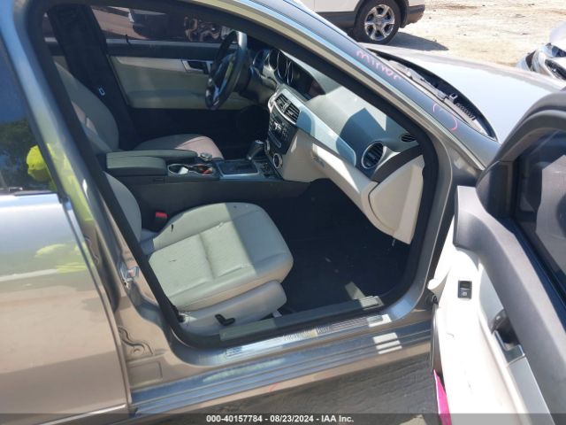 WDDGF4HB4EA946877 Mercedes-Benz C 250 Luxury/sport