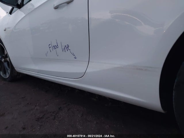 W04WH3N57HG166201 Buick Cascada Premium