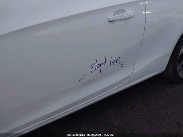 W04WH3N57HG166201 Buick Cascada Premium