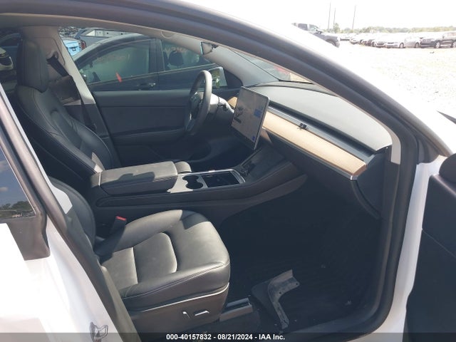 2021 TESLA MODEL Y 5YJYGDEE0MF295795 Photo 4