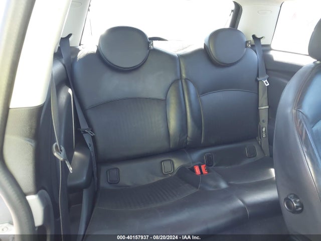 2010 MINI COOPER WMWMF3C50ATZ61493 Photo 7