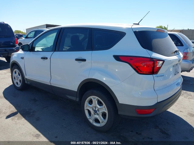 Ford ESCAPE S 2019 1FMCU0F74KUA25240 Image 3