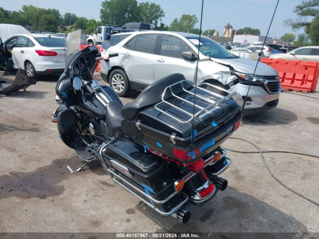 2013 HARLEY-DAVIDSON FLHTCU 1HD1FCM11DB672102 Photo 2