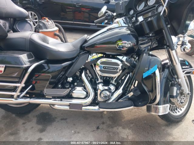 2013 HARLEY-DAVIDSON FLHTCU 1HD1FCM11DB672102 Photo 7