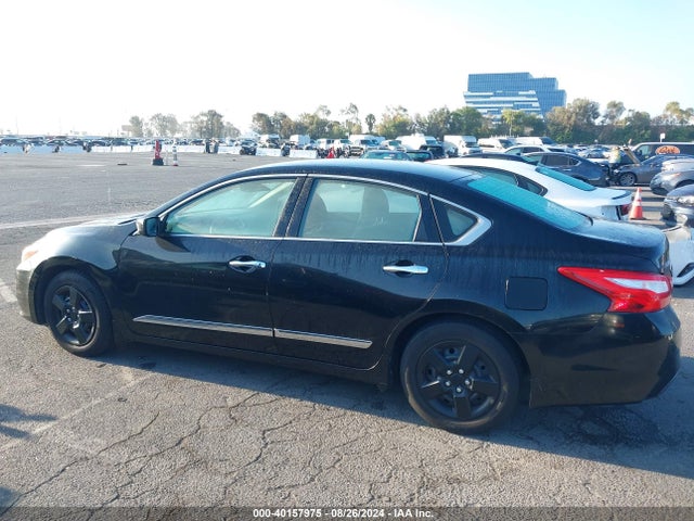 Nissan Altima 2.5 S 2016 1N4AL3AP8GC111919 Image 14