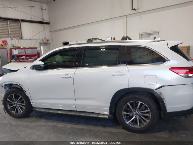 Toyota Highlander Xle 2018 5TDJZRFH5JS561322 Image 13
