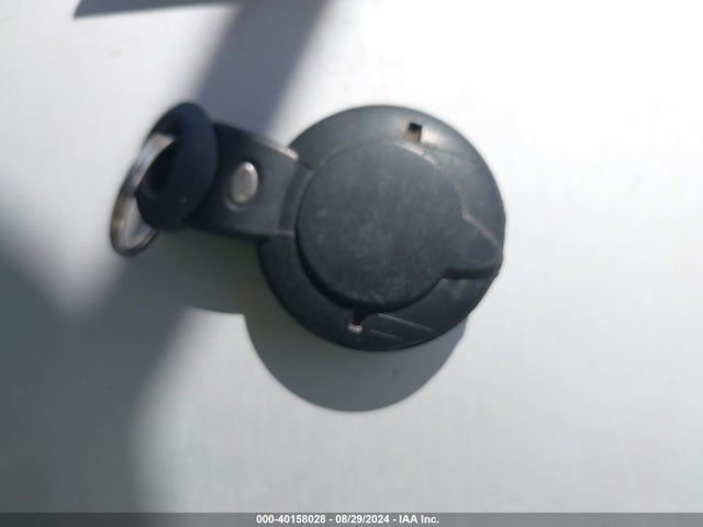 2010 MINI COOPER S WMWMF7C55ATW89823 Photo 10