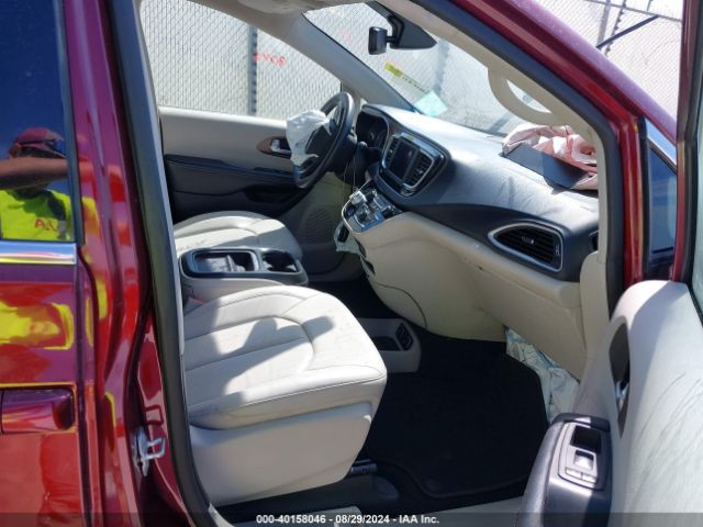 2C4RC1DG0MR545820 Chrysler Voyager Lxi