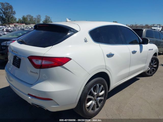ZN661XUA6KX333329 Maserati Levante