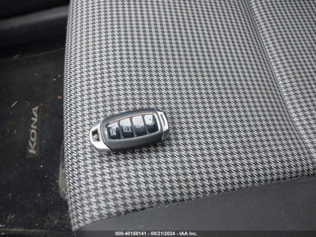 KM8K6CAA0JU077991 Hyundai Kona Sel