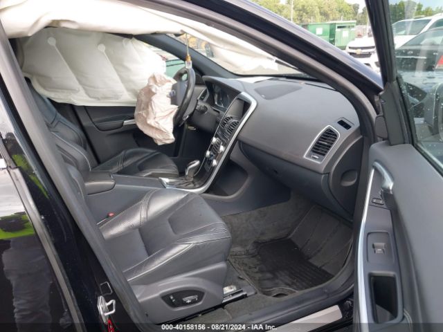 2016 VOLVO XC60 YV4902RS6G2795042 Photo 4